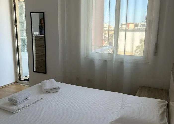 Apartment Friendly Center